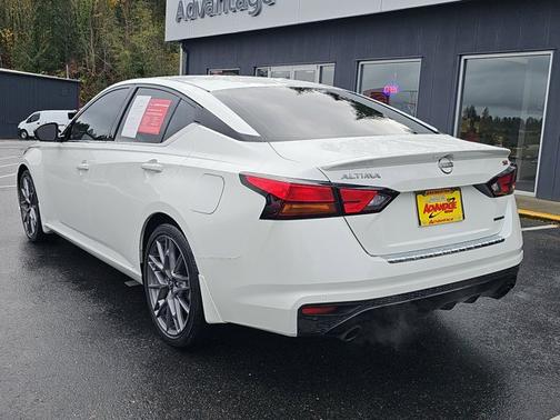 2023 Nissan Altima 2.0 SR