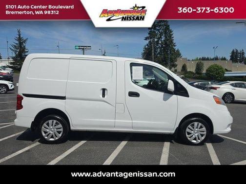 Cloud White 2019 Nissan NV200 SV