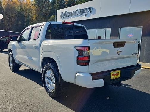 2022 Nissan Frontier SV