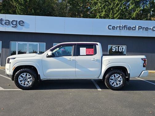 2022 Nissan Frontier SV