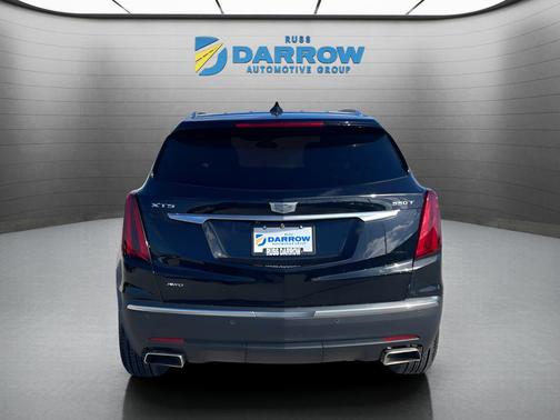 Stellar Black Metallic 2023 Cadillac XT5 Luxury