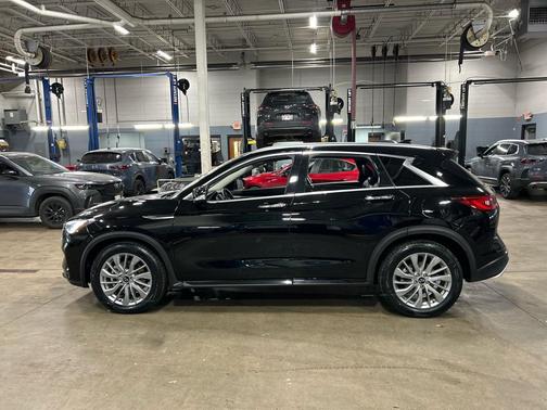2024 INFINITI QX50 LUXE AWD