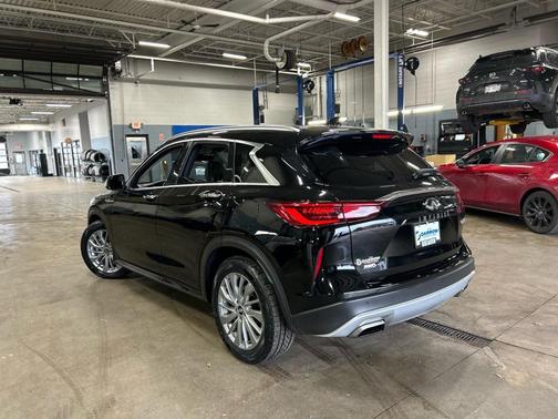 2024 INFINITI QX50 LUXE AWD