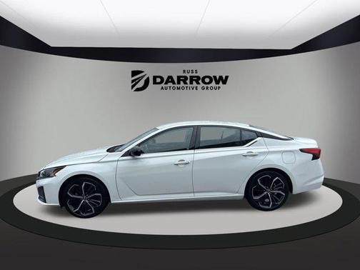 2023 Nissan Altima SR FWD