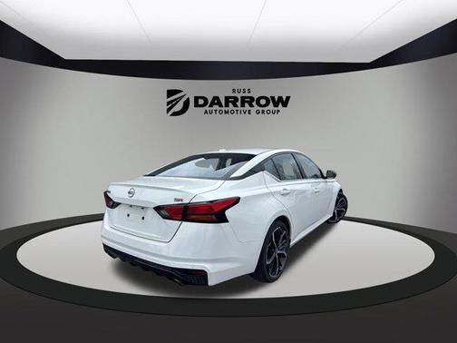 2023 Nissan Altima SR FWD
