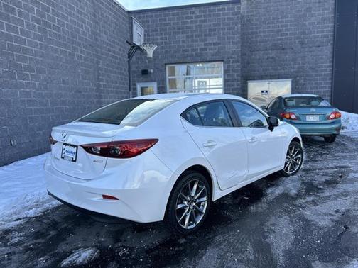2018 Mazda Mazda3 Touring