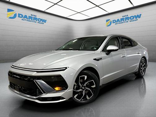 Aero Silver 2025 Hyundai SONATA SEL