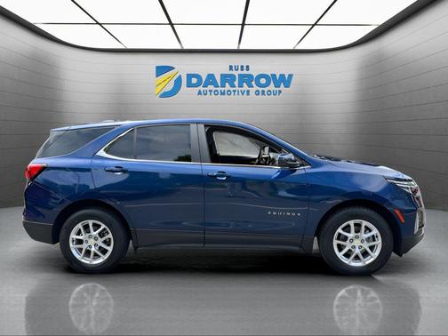 Blue Glow Metallic 2023 Chevrolet Equinox 1LT