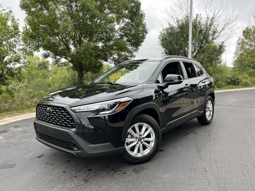 2024 Toyota Corolla Cross LE