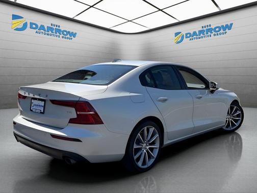 Birch 2019 Volvo S60 T5 Momentum