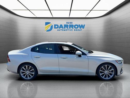 Birch 2019 Volvo S60 T5 Momentum