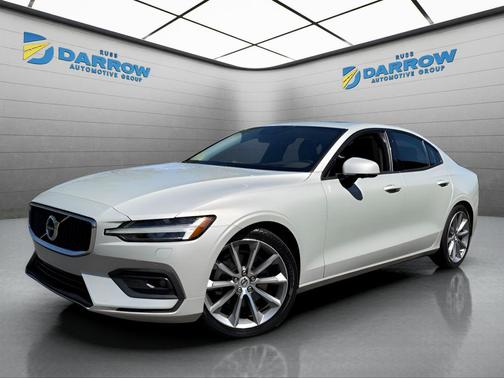 Birch 2019 Volvo S60 T5 Momentum