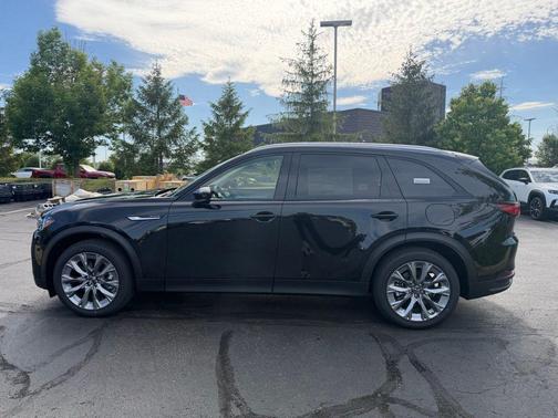 Jet Black Mica 2026 Mazda CX-90 3.3 Turbo Preferred