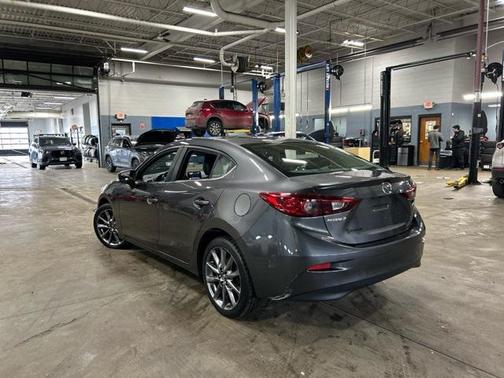 2018 Mazda Mazda3 Touring