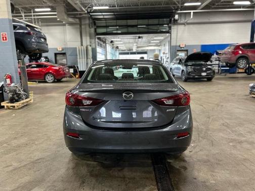 2018 Mazda Mazda3 Touring