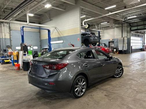 2018 Mazda Mazda3 Touring