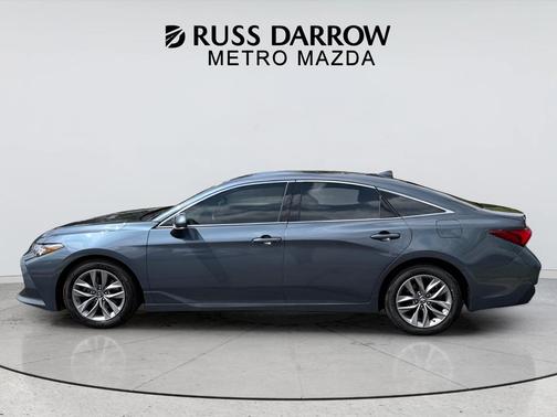Harbor Gray Metallic 2019 Toyota Avalon XLE