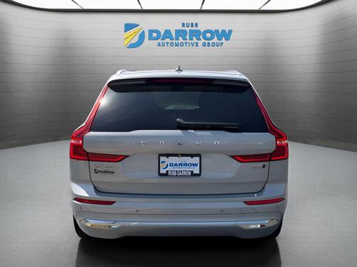 Silver Dawn Metallic 2023 Volvo XC60 B5 Plus Bright Theme