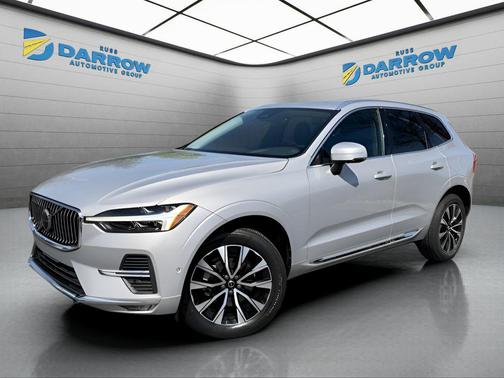 Silver Dawn Metallic 2023 Volvo XC60 B5 Plus Bright Theme