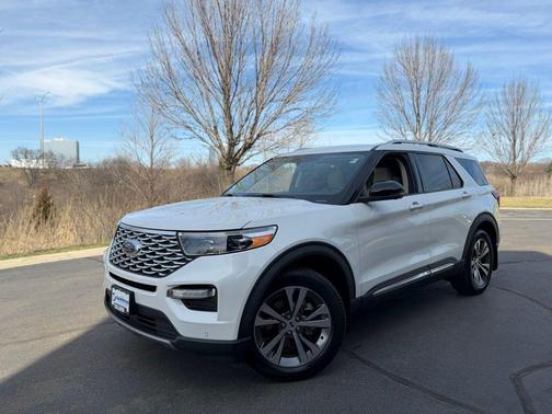 Star White Metallic Tri-Coat 2020 Ford Explorer Platinum