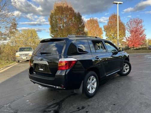2010 Toyota Highlander SE