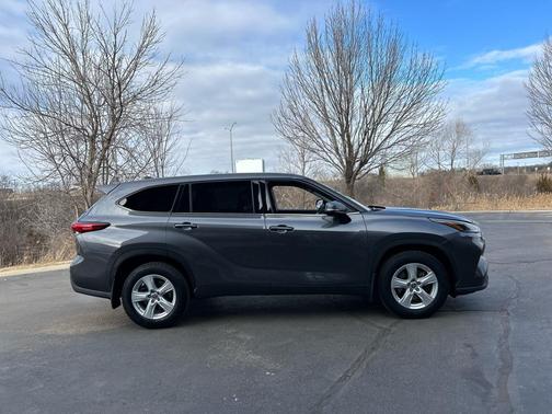 2021 Toyota Highlander L