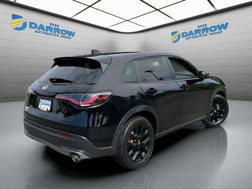 Crystal Black Pearl 2024 Honda HR-V AWD Sport