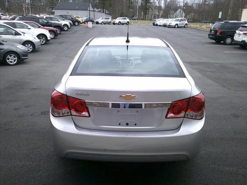 2013 Chevrolet Cruze LS