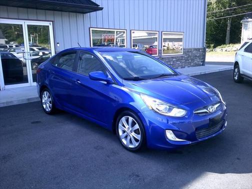 2012 Hyundai Accent SE