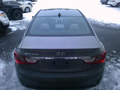 2013 Hyundai SONATA GLS