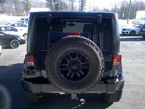 2013 Jeep Wrangler Sahara