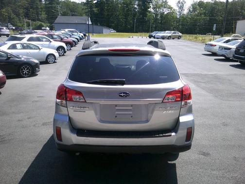 2011 Subaru Outback 2.5 i Premium