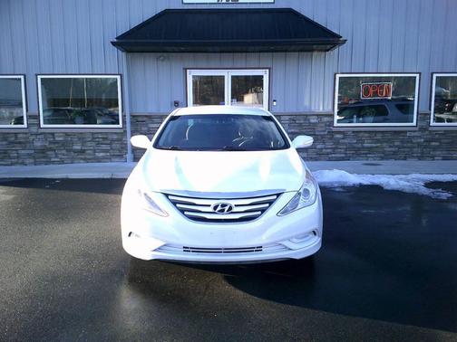 2014 Hyundai SONATA GLS