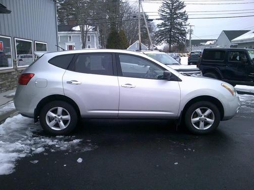 2010 Nissan Rogue S