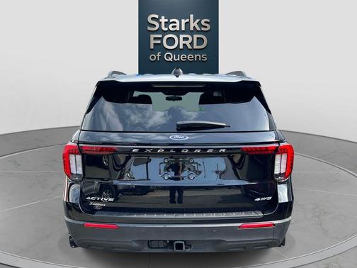 Agate Black Metallic 2025 Ford Explorer Active