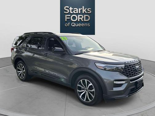 Carbonized Gray Metallic 2023 Ford Explorer ST-Line