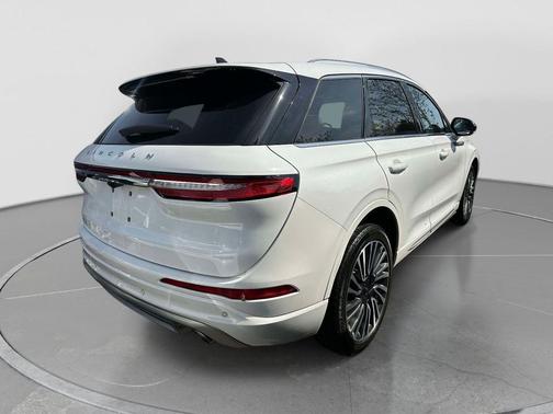 Pristine White Metallic Tri-Coat 2022 Lincoln Corsair Standard