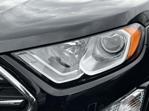 2022 Ford EcoSport Titanium