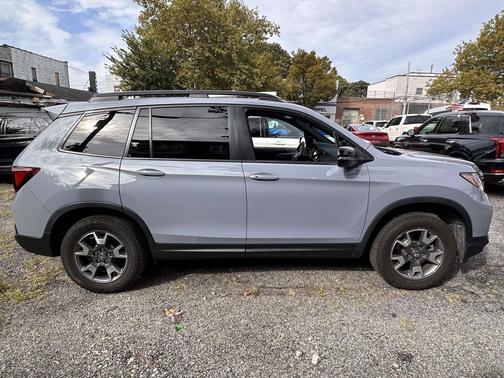2022 Honda Passport AWD TrailSport