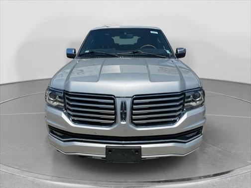 2017 Lincoln Navigator Select
