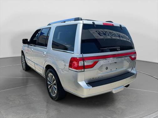 2017 Lincoln Navigator Select