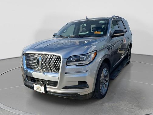 2022 Lincoln Navigator Standard
