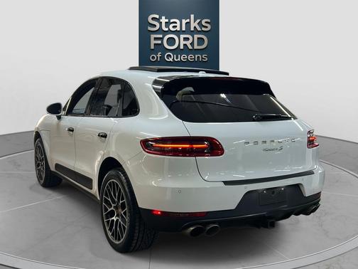 2018 Porsche Macan S