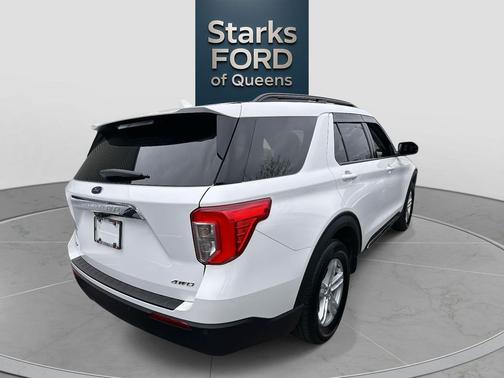 Star White Metallic Tri-Coat 2024 Ford Explorer XLT