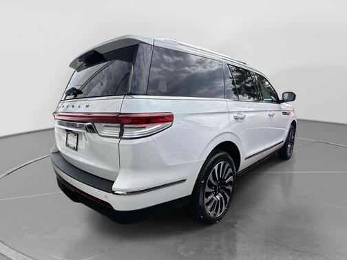 2023 Lincoln Navigator Black Label