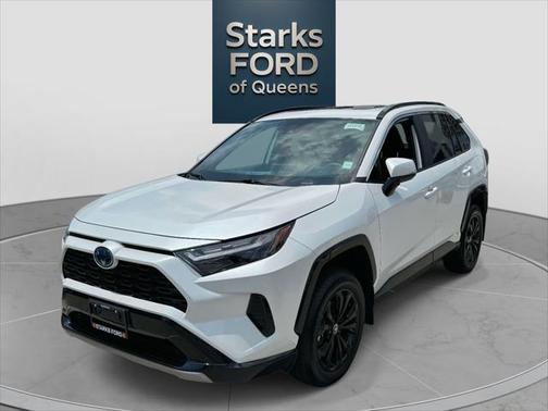 2024 Toyota RAV4 Hybrid SE