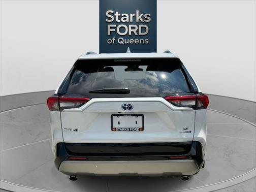 2024 Toyota RAV4 Hybrid SE