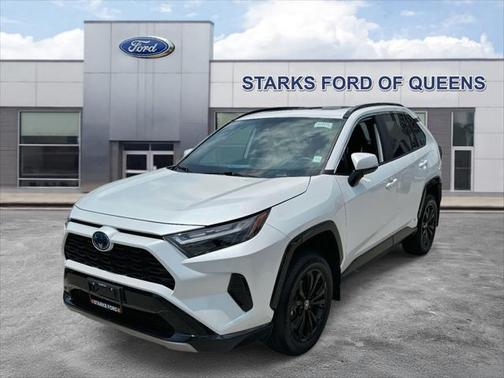 2024 Toyota RAV4 Hybrid SE