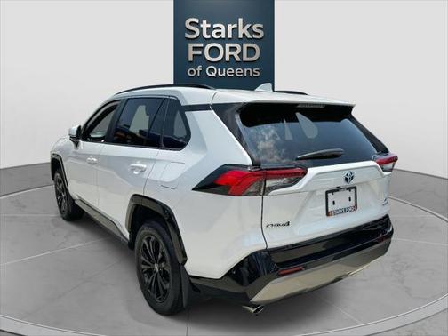 2024 Toyota RAV4 Hybrid SE