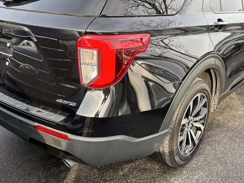 2022 Ford Explorer ST-Line